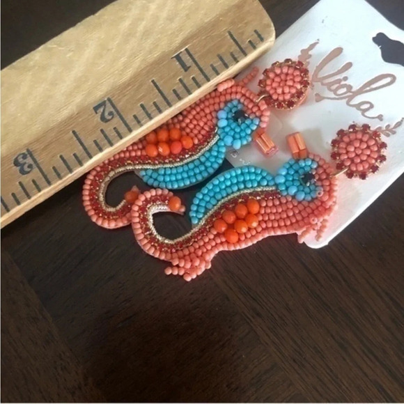 NWT Multi-Bead Seahorse Earrings Made In India - Picture 2 of 2